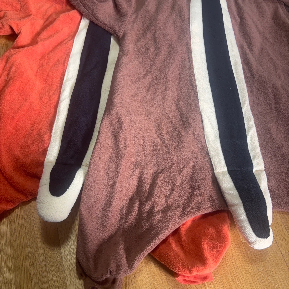 チップとデール 着ぐるみセットの写真2枚目