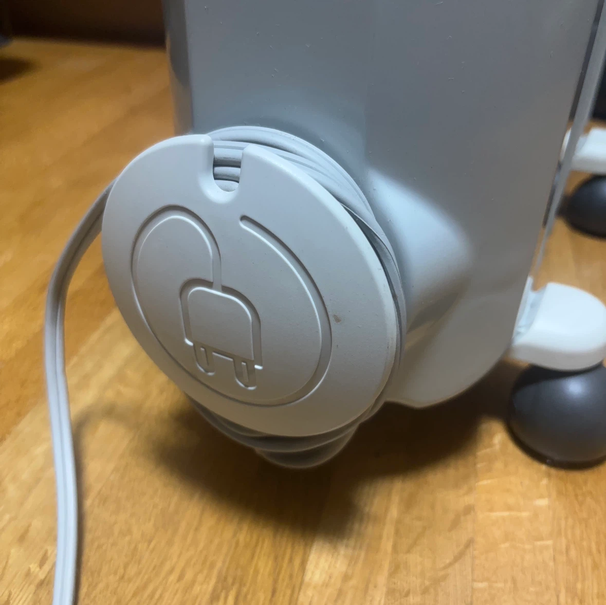 デロンギ オイルヒーターの写真2枚目