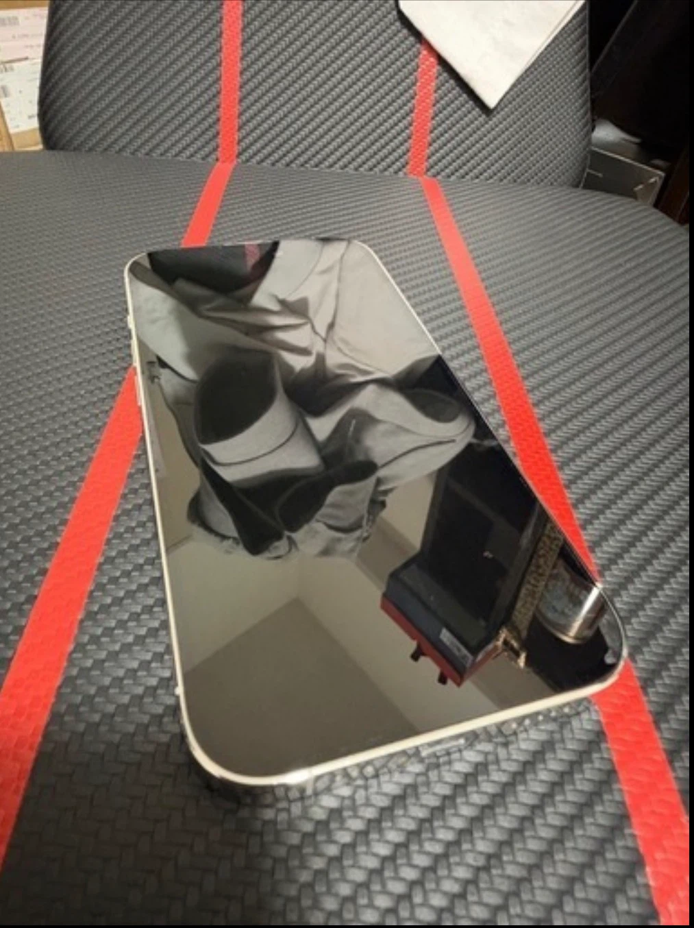 iPhone 14 Pro 256GB ホワイト SIMフリーの写真3枚目