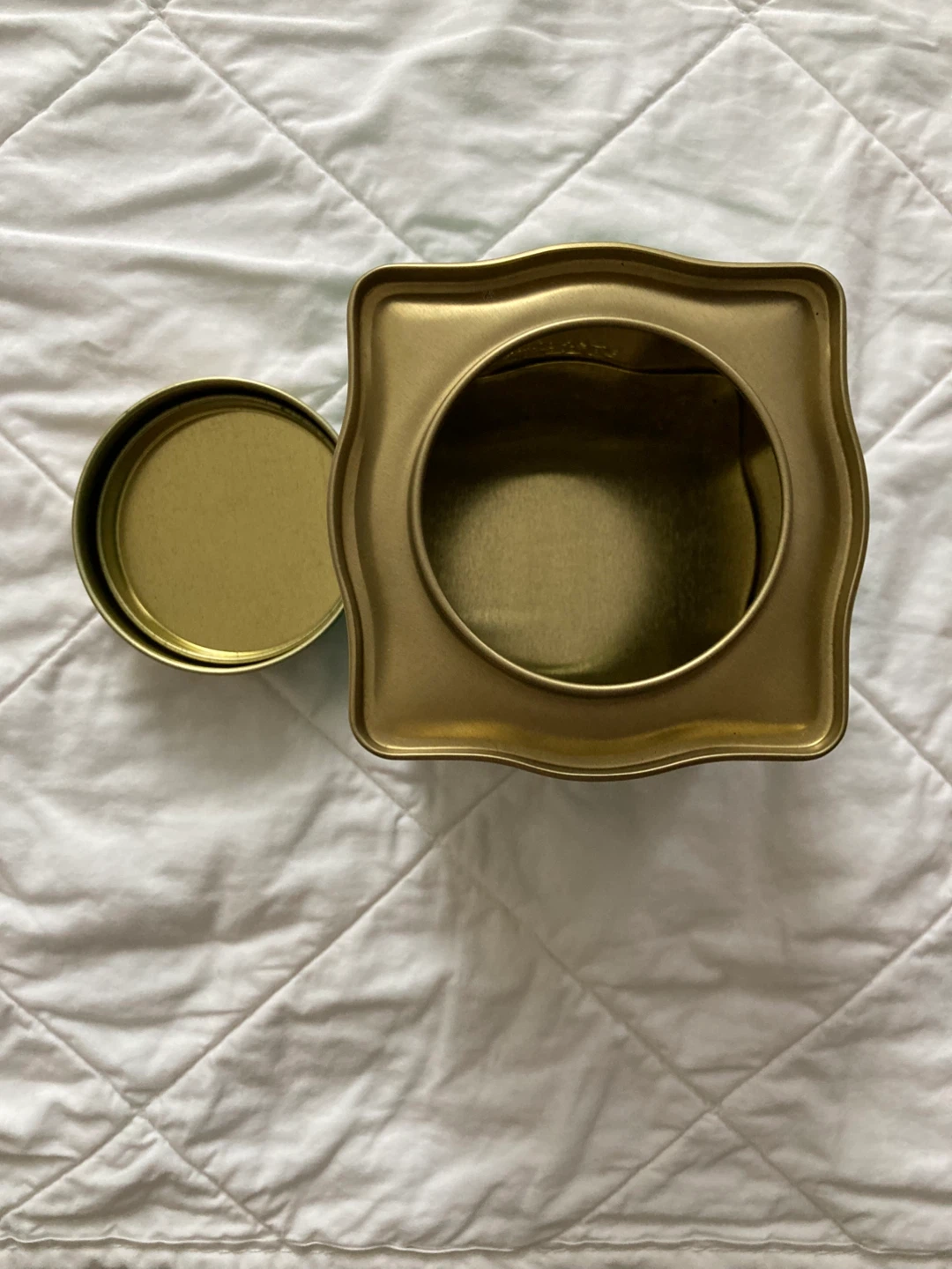 ハロッズ 紅茶缶　空き缶の写真2枚目
