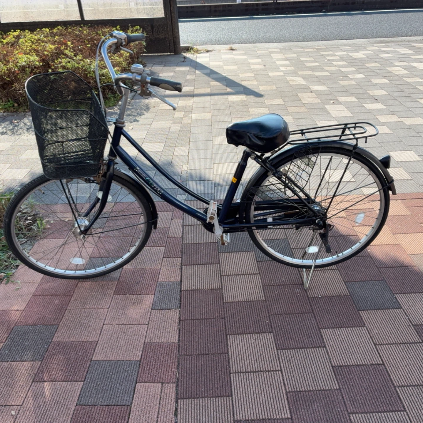 コダ シティサイクル 紺色
