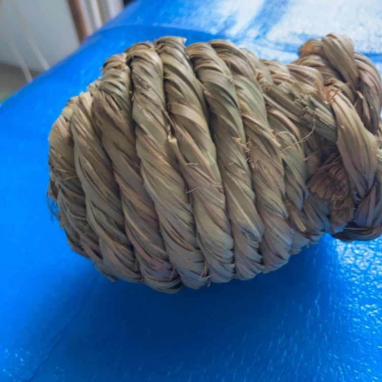 小動物用 わら製ハウスの写真2枚目