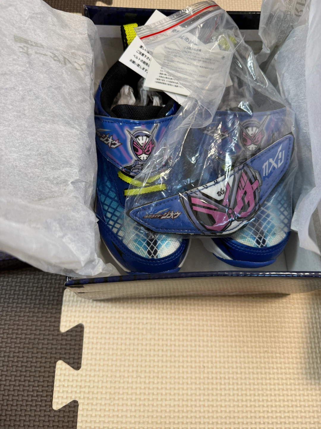 新品未使用　光る靴　18cm 仮面ライダージオウの写真6枚目