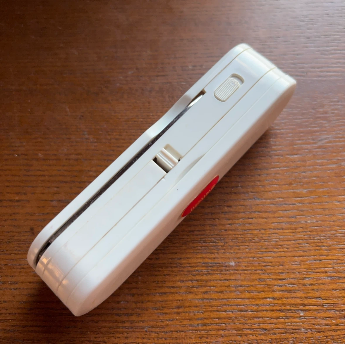 多機能ツール 卓上計算機 LEDライト メジャーの写真4枚目