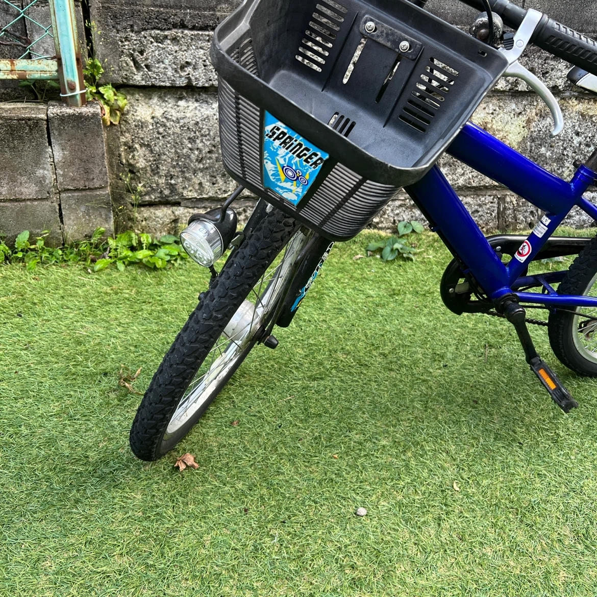 子供用自転車 20インチ  スチール シマノ製 6段変速 カゴ ライト 後輪錠 前後泥除け ブルーの写真2枚目