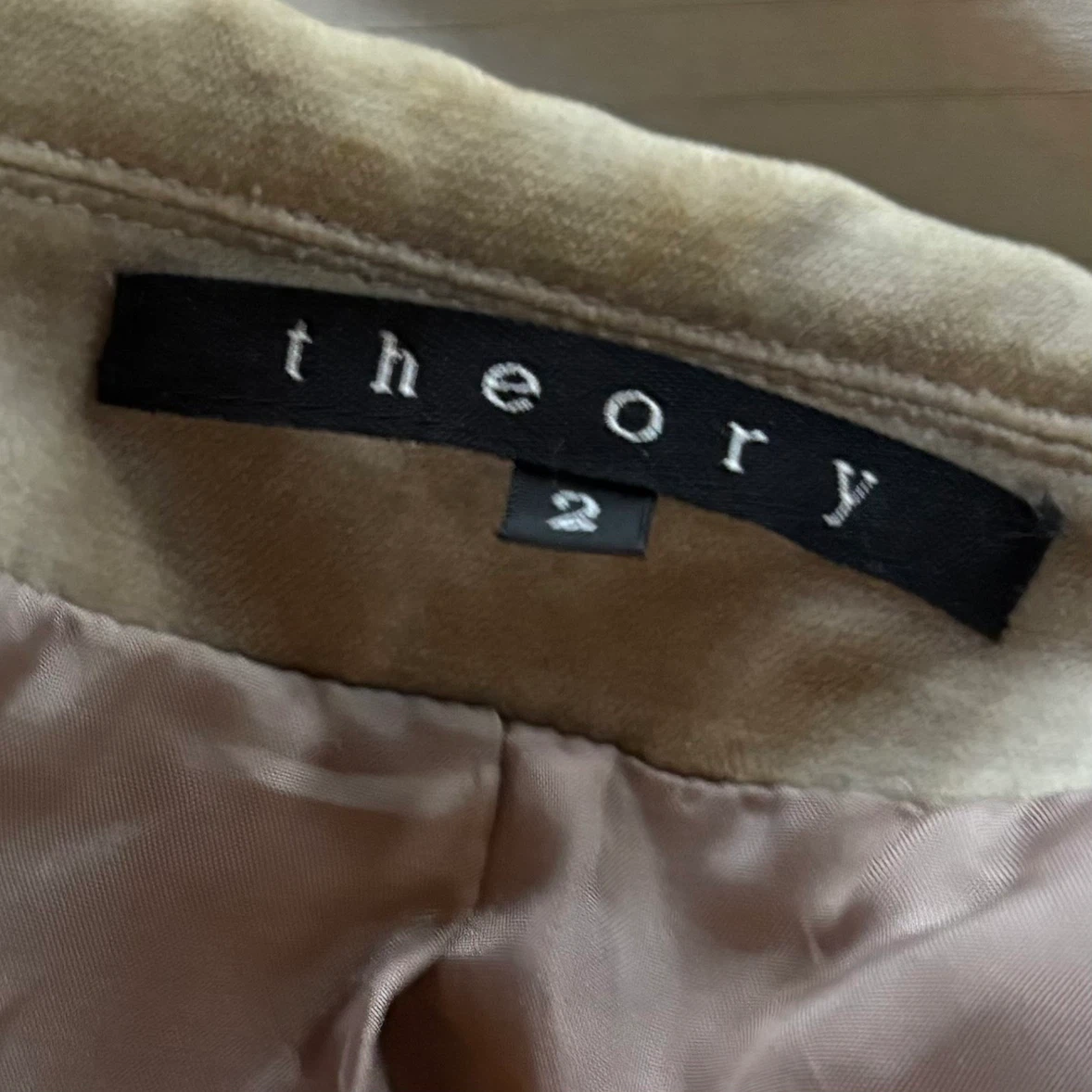 theory テーラードジャケット JAGGER ベージュ 2レディース　スエード調の写真2枚目