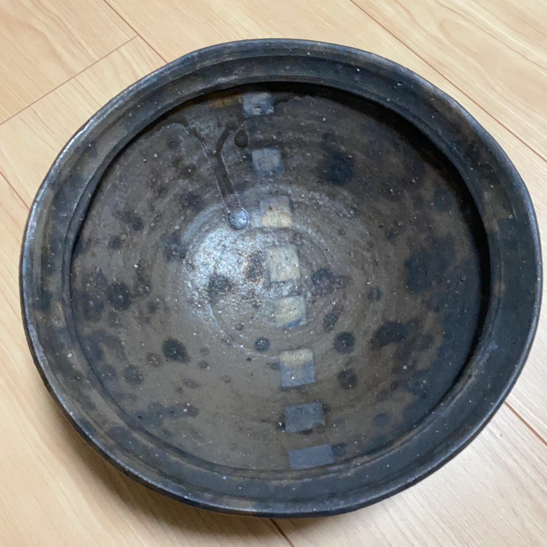 黒釉大鉢