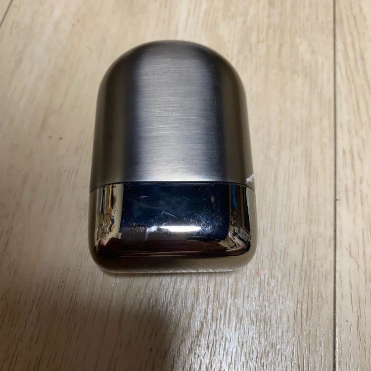 コンパクト電気シェーバー メタリックグレーの写真3枚目