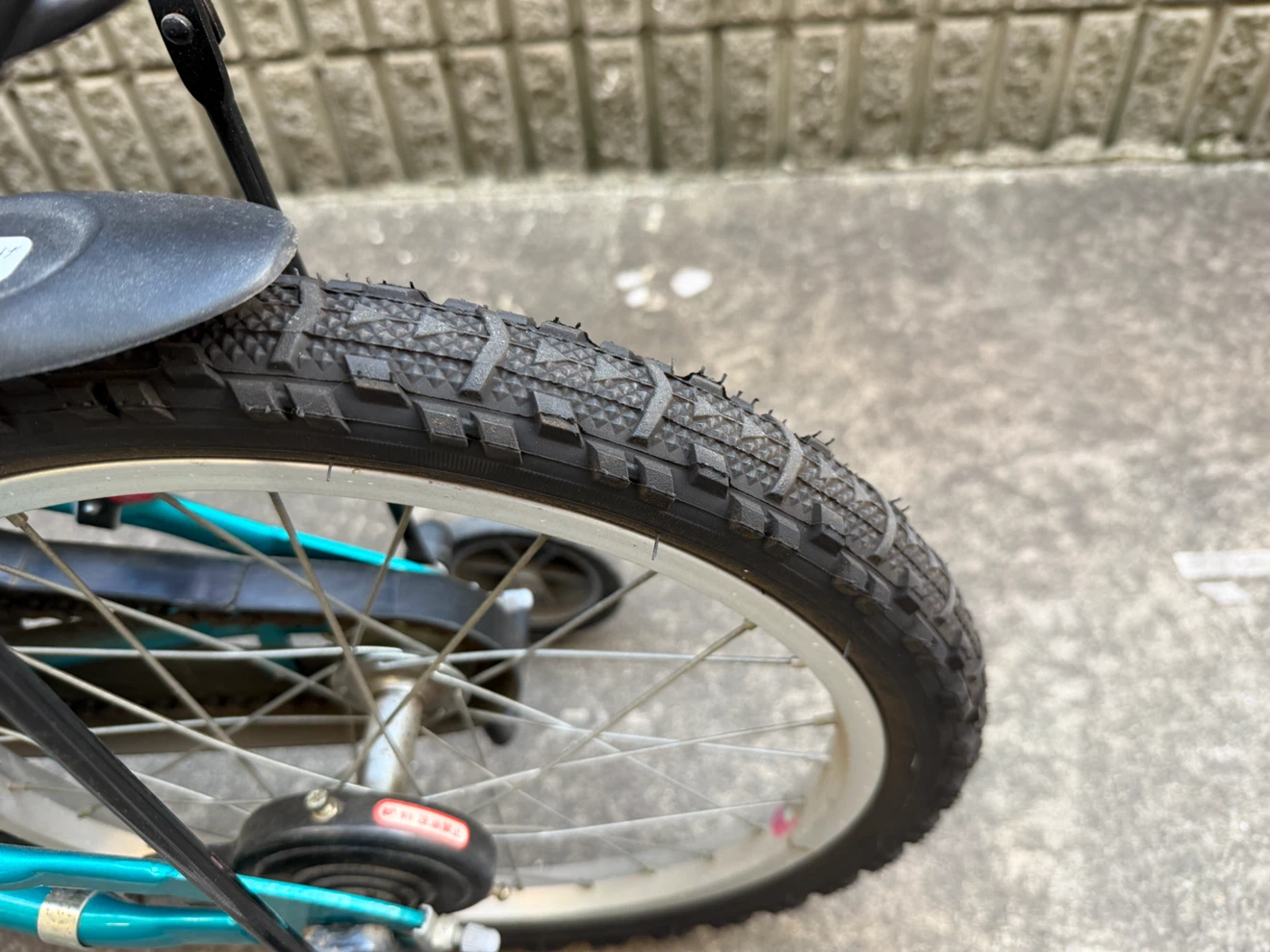 ブリヂストン 子供用自転車 エコキッズ 補助輪付きの写真4枚目