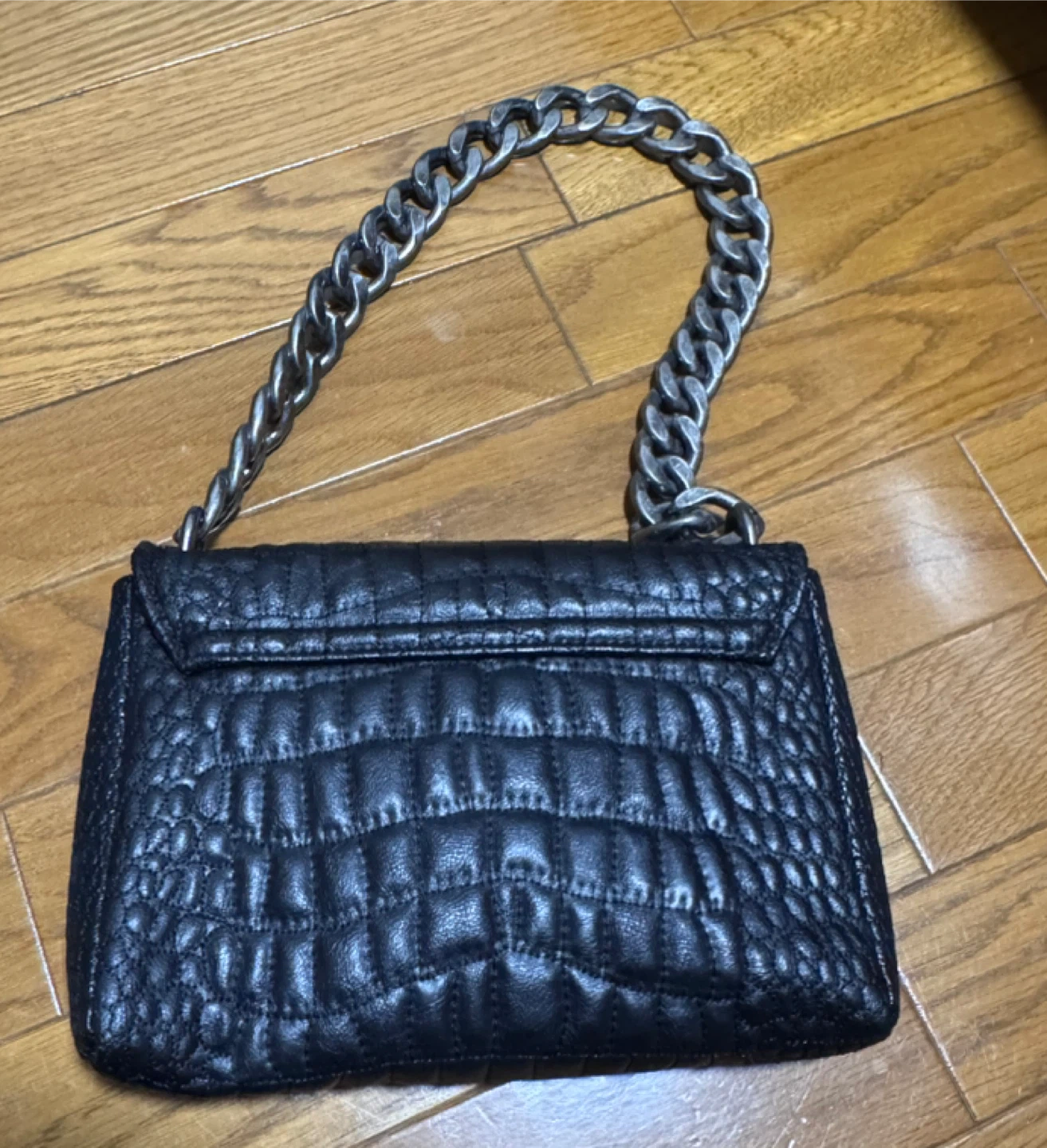 ザラ チェーンショルダーバッグ 黒の写真2枚目