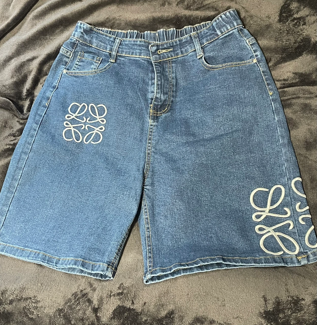 ロエベ デニム ショートパンツ