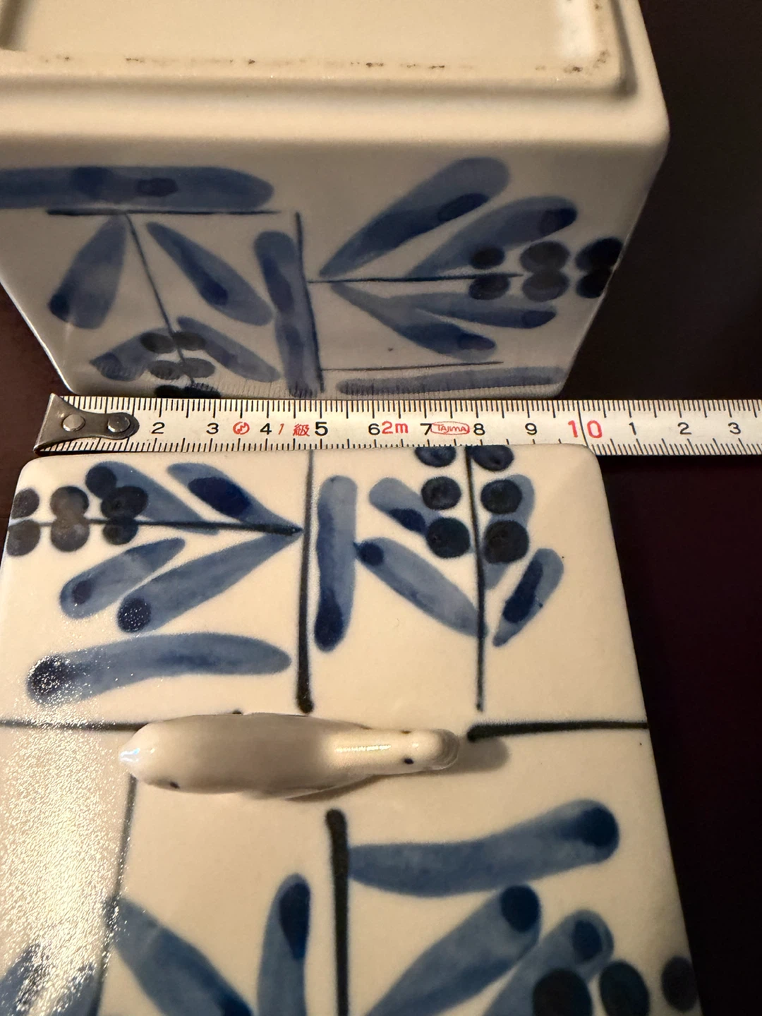 鳥モチーフ 蓋付き陶器小物入れの写真4枚目