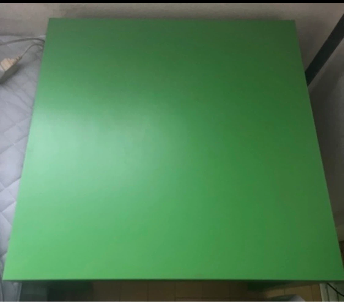 ※10/25までの引き渡し希望【IKEA】サイドテーブル（グリーン）55×55cm 都立大学駅徒歩3分