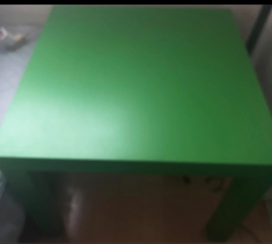 ※10/25までの引き渡し希望【IKEA】サイドテーブル（グリーン）55×55cm 都立大学駅徒歩3分の写真2枚目