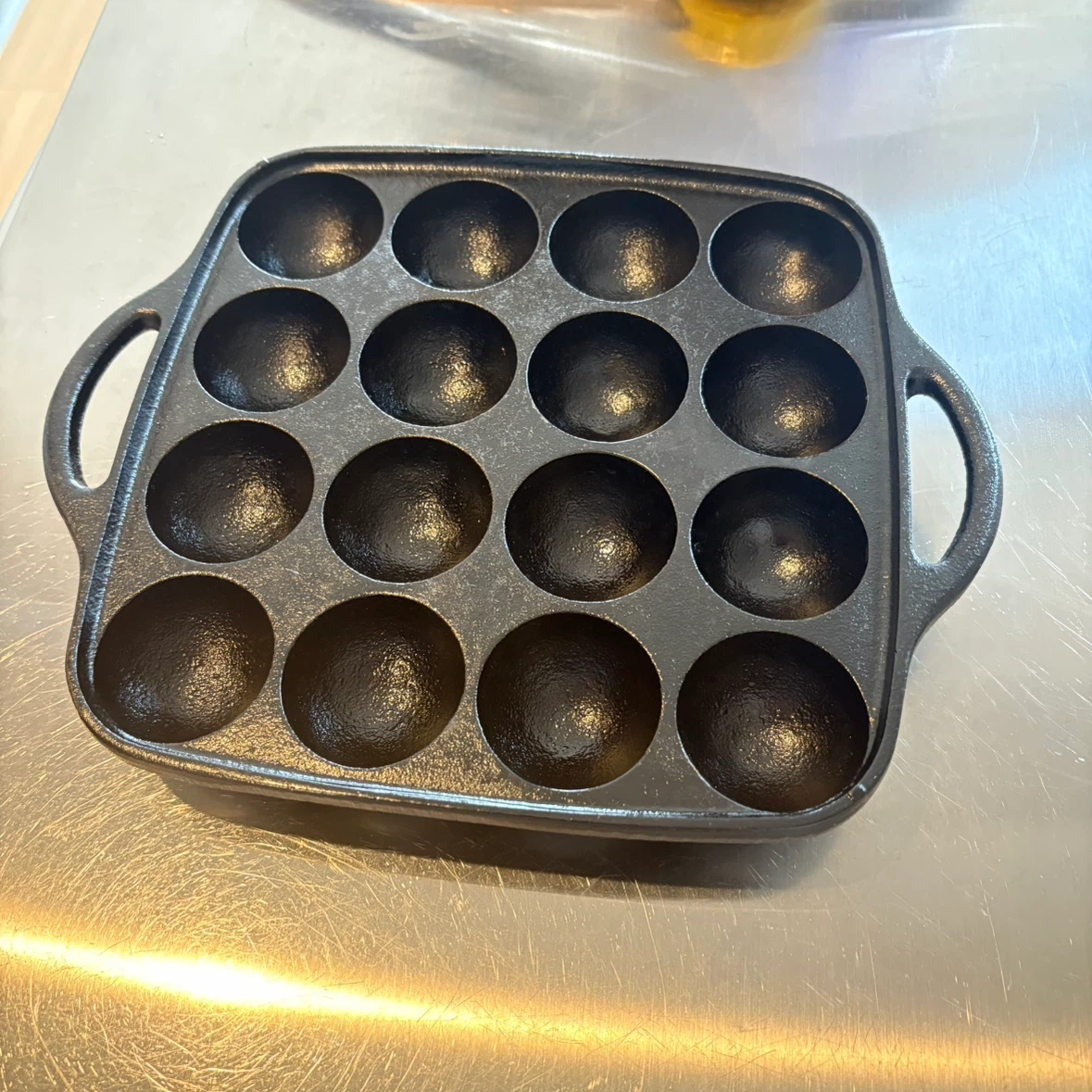 鉄鋳物 たこ焼きプレート 16穴