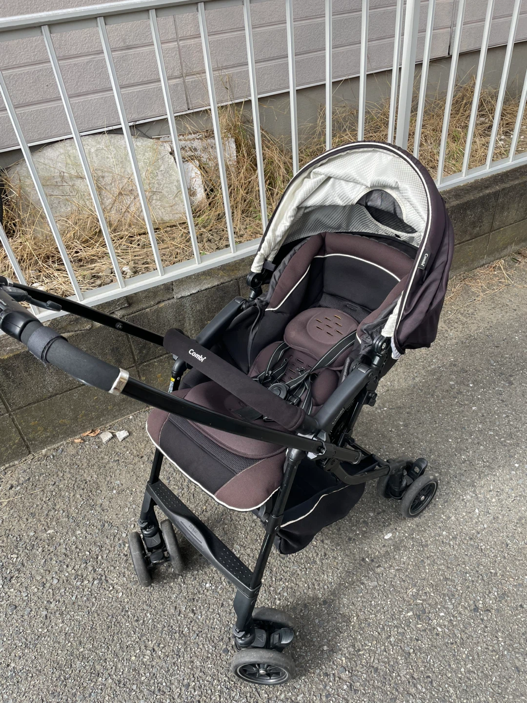 コンビ メチャカルハンディ オート4キャス エッグショック