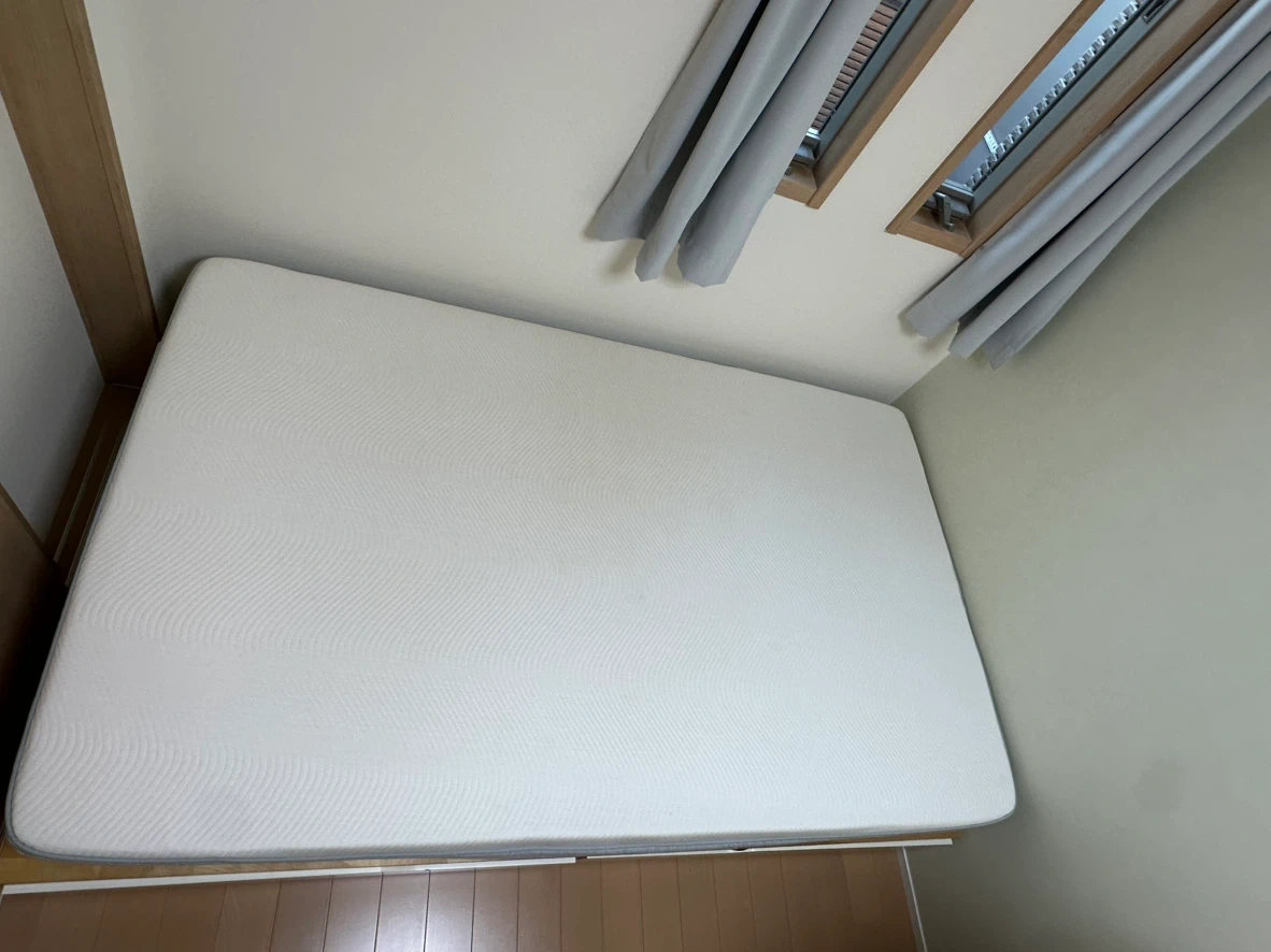 IKEA MANDAL × コアラマットレスプラス(セミダブル)の写真3枚目
