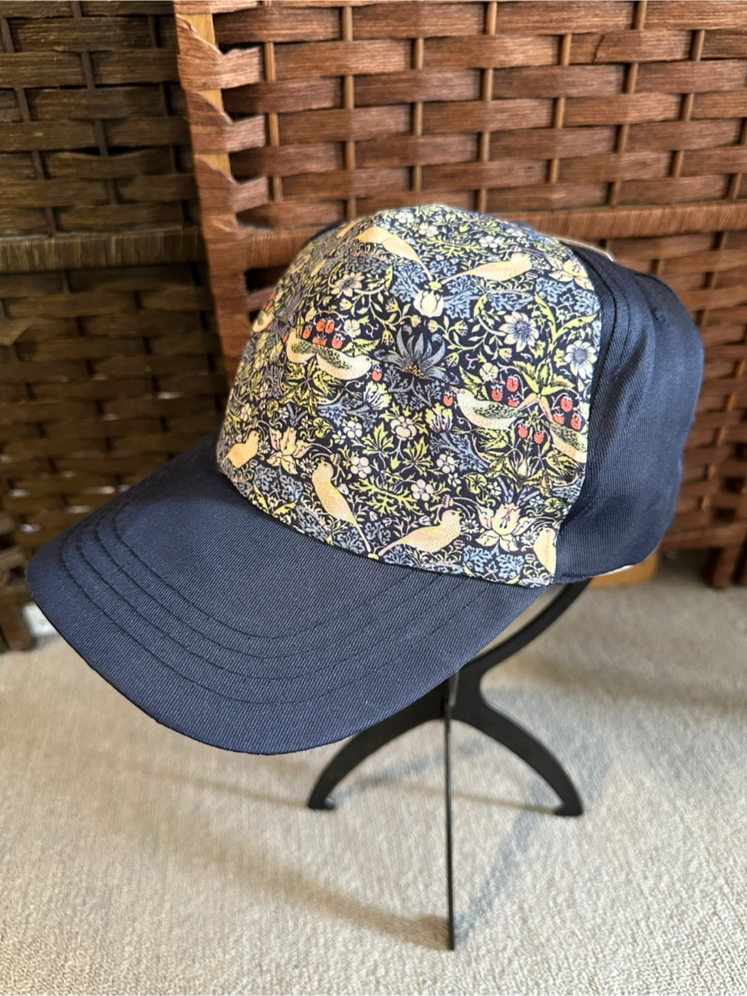 新品 和柄 金襴袋帯リメイク　キャップ ネイビーの写真3枚目