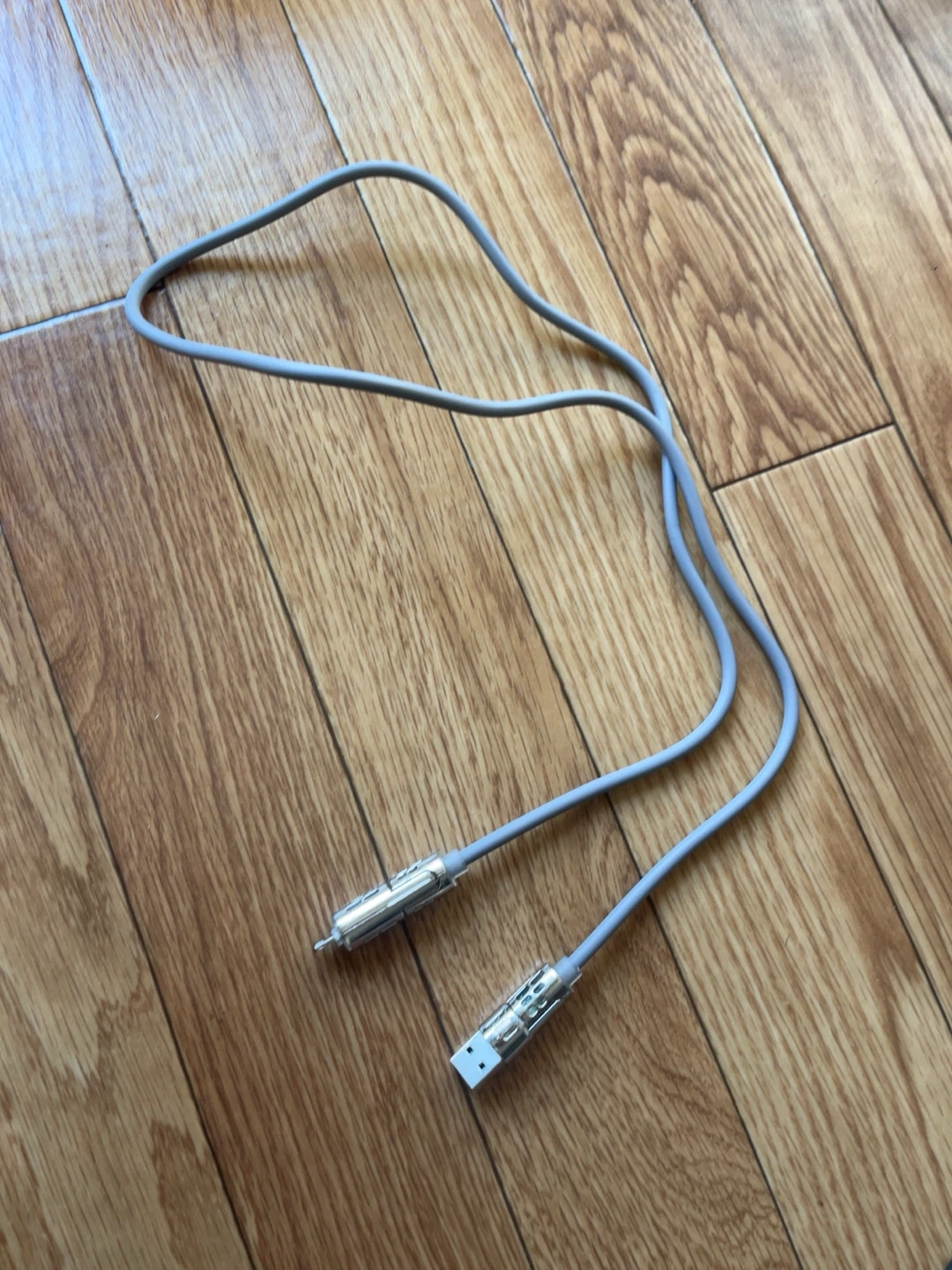 USB充電ケーブル