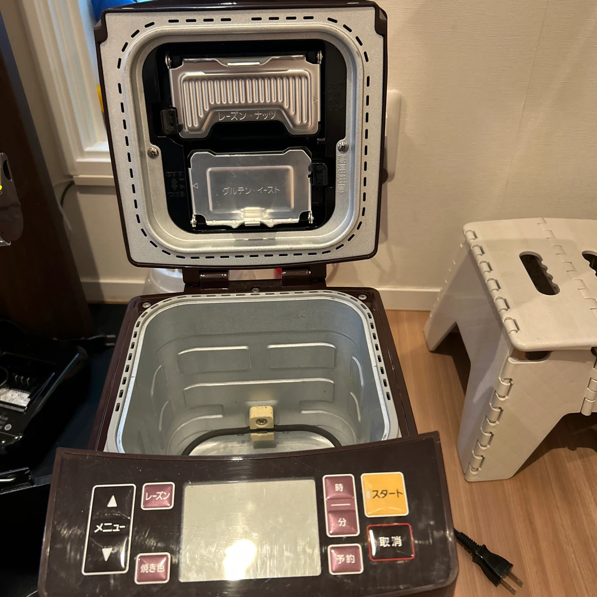 パナソニック ホームベーカリー SD-RBM1001の写真2枚目