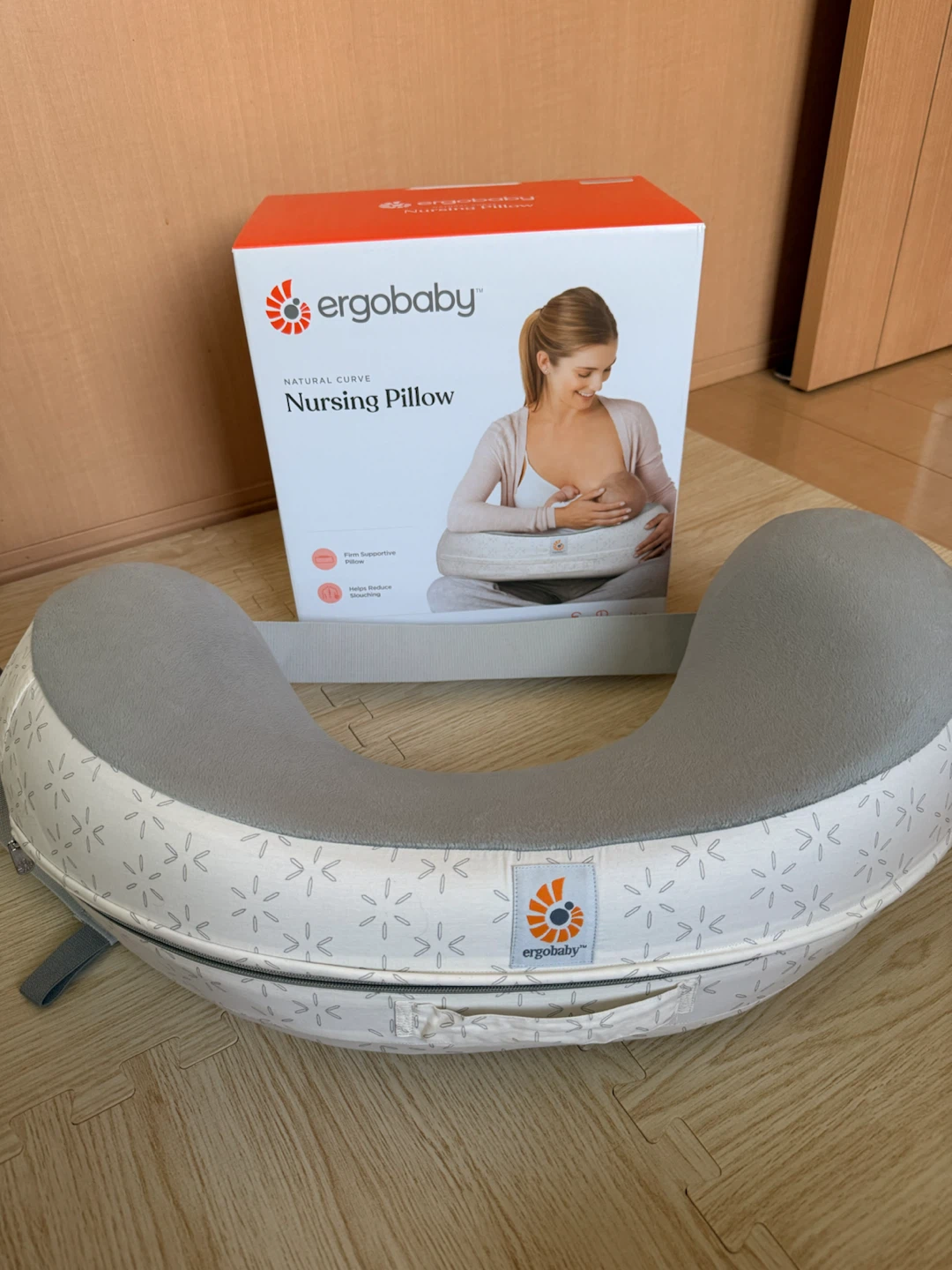 ［美品］エルゴベビー 授乳クッション