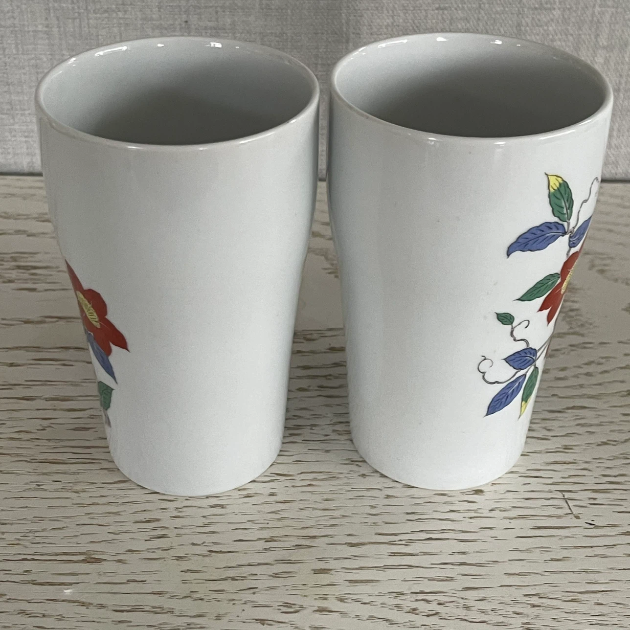 聖山窯 湯呑み 2客セット 花柄の写真2枚目