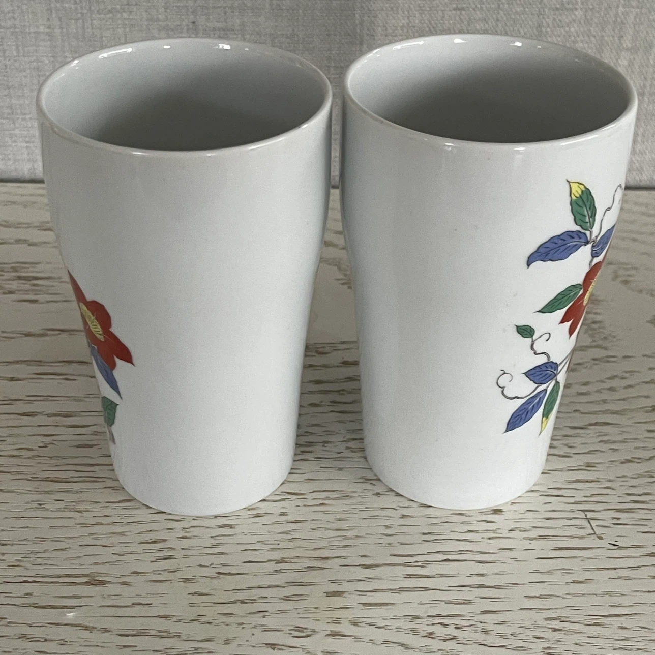 聖山窯 湯呑み 2客セット 花柄の写真2枚目