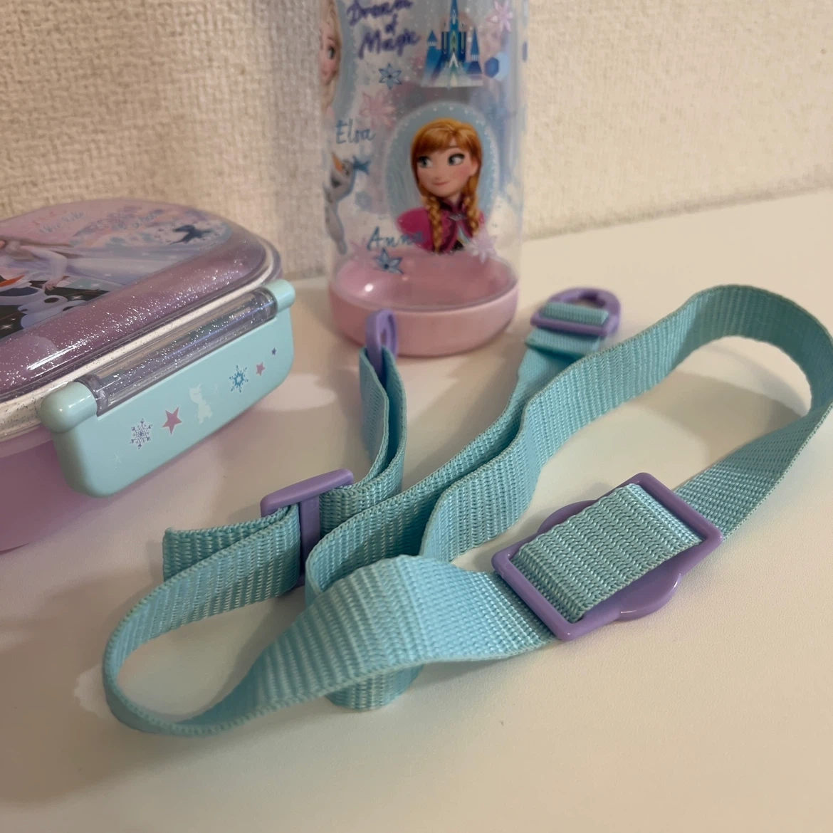 スケーター アナと雪の女王 お弁当箱 水筒 セットの写真3枚目