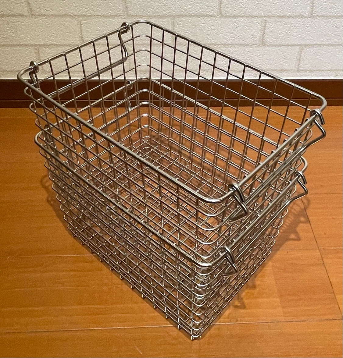無印良品 ステンレスワイヤーバスケット1x2個、ステンレスシンク下収納 特大 セットの写真4枚目