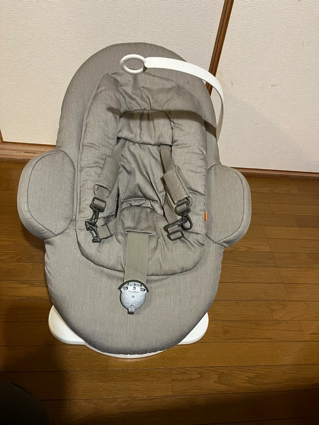ストッケ バウンサー グレー