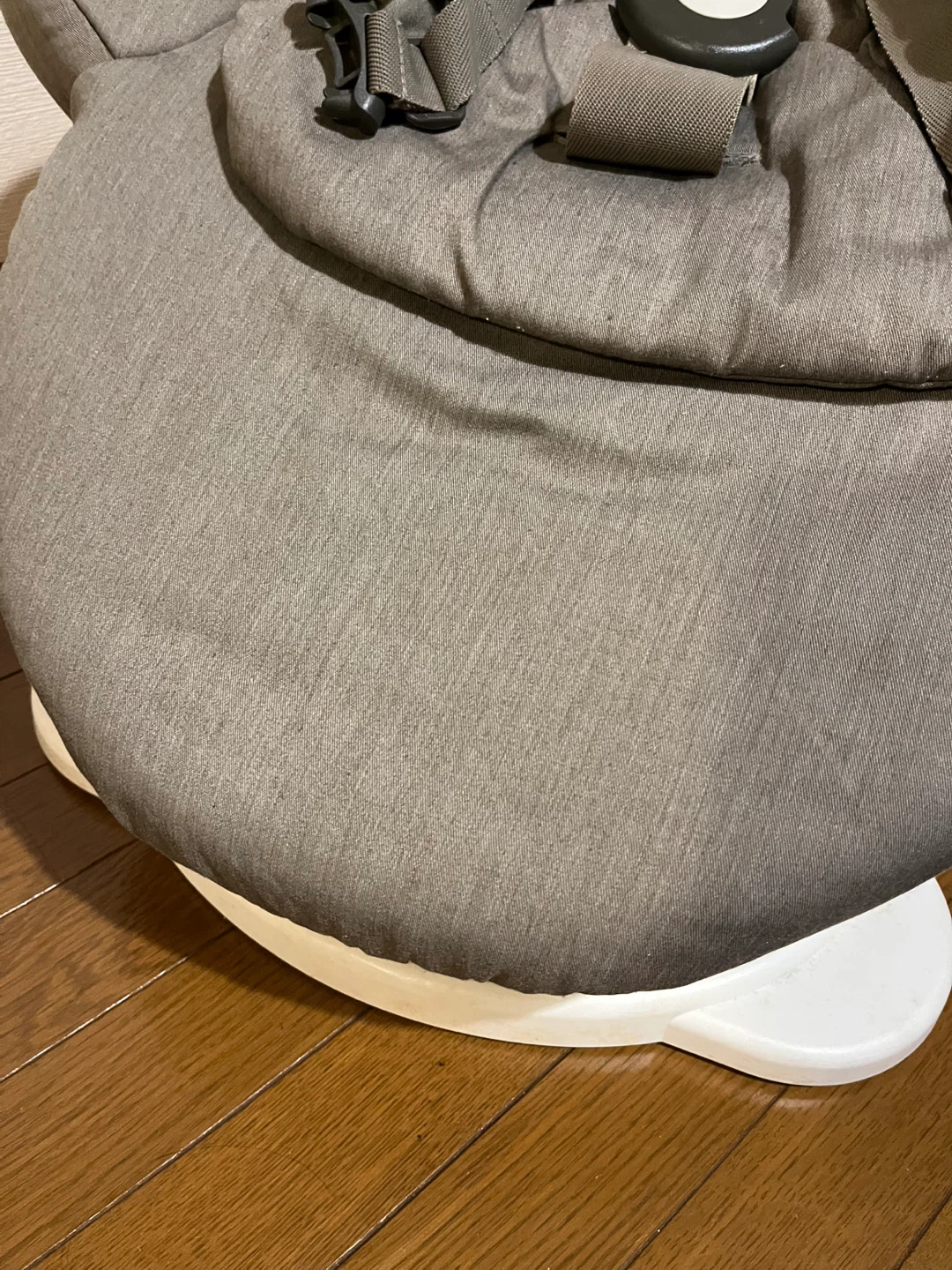 ストッケ バウンサー グレーの写真6枚目