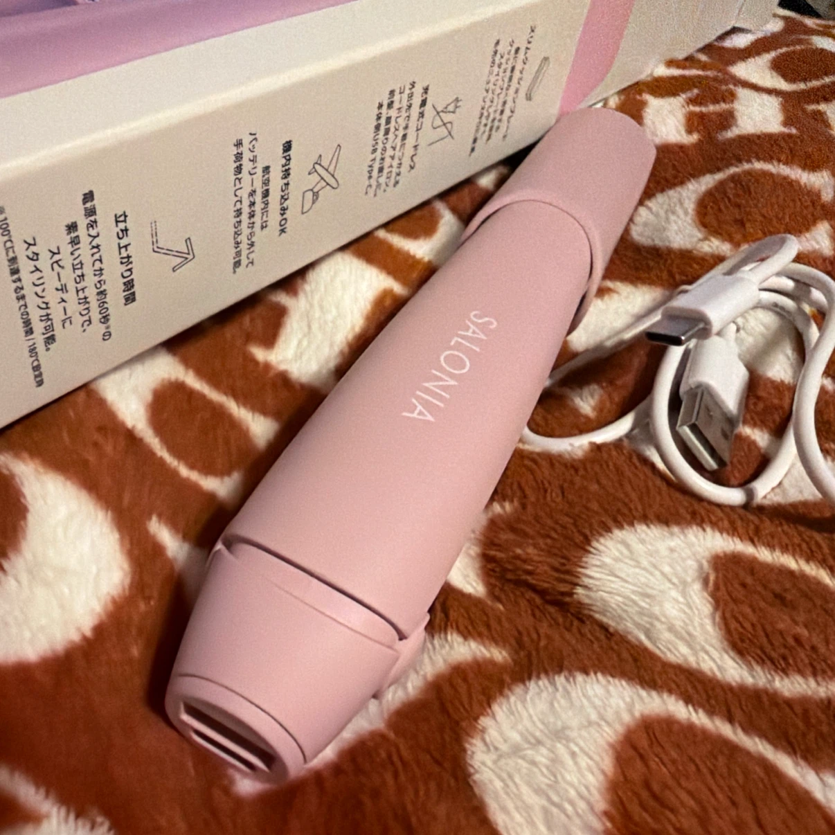 半額以下にしました🎀ほぼ新品🩷美品💇‍♀️サロニア コードレスヘアアイロン ピンク バッテリーなしの写真6枚目
