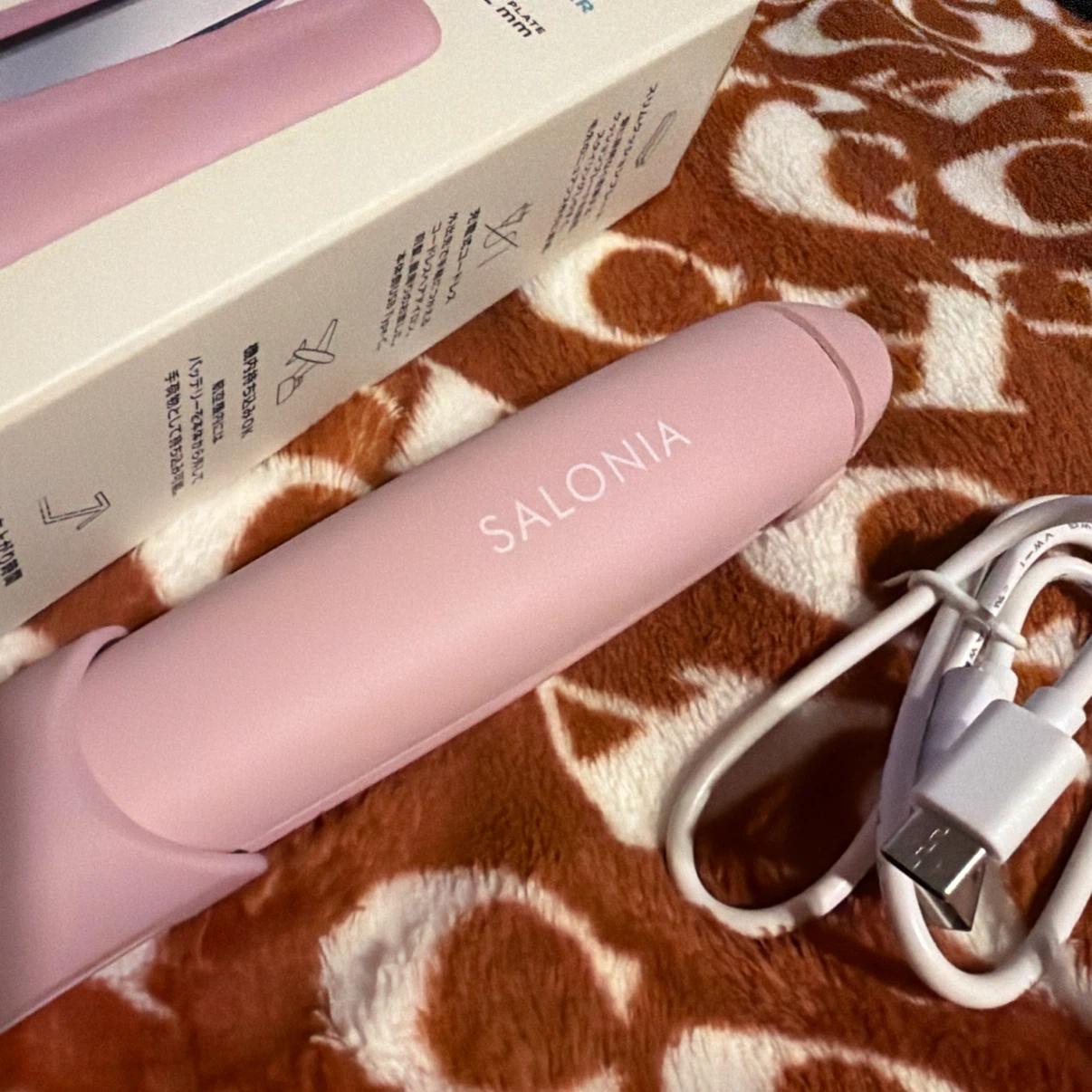 半額以下にしました🎀ほぼ新品🩷美品💇‍♀️サロニア コードレスヘアアイロン ピンク バッテリーなしの写真7枚目