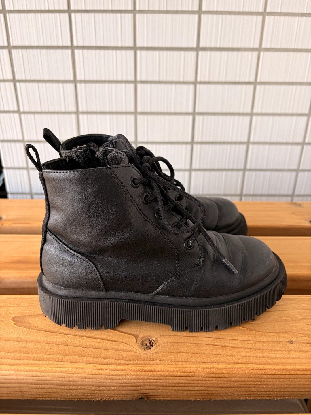 【おまとめ割引あり】ZARAザラ キッズ ブーツ ブラック 30 サイズ　19cmの写真2枚目