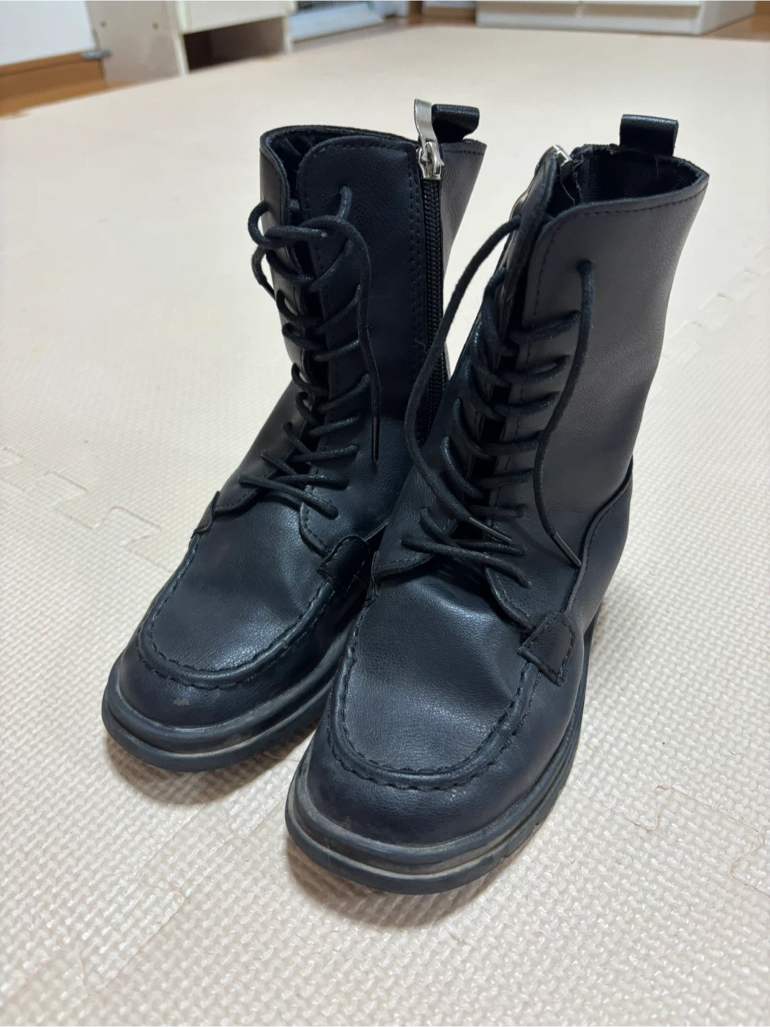 19cm 黒 レースアップブーツ サイドジップ