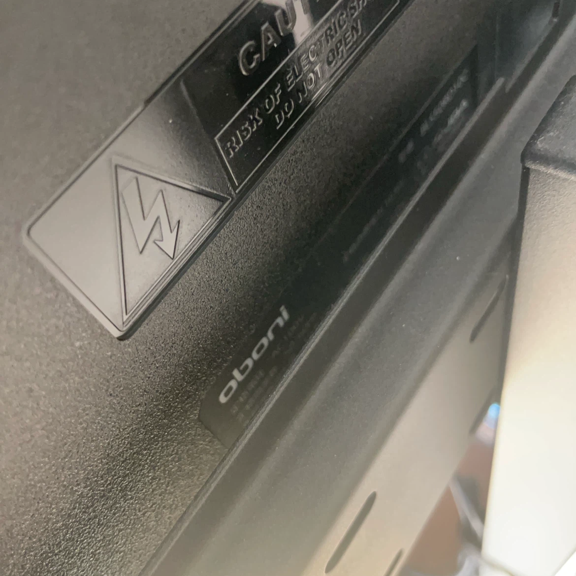 オボニ 50インチ 液晶テレビ BLS50RD10Cの写真3枚目