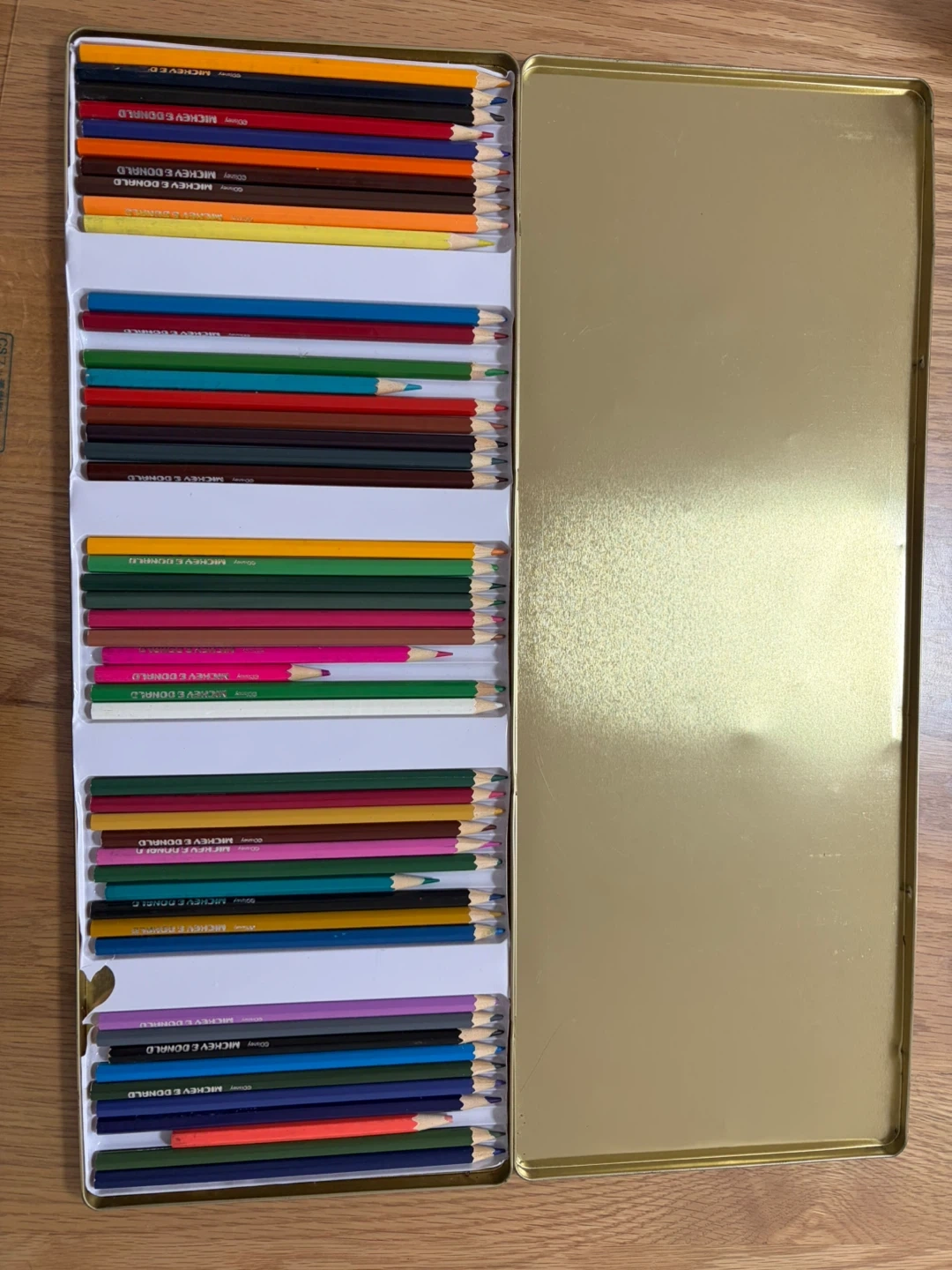 ディズニー 色鉛筆 50本セット