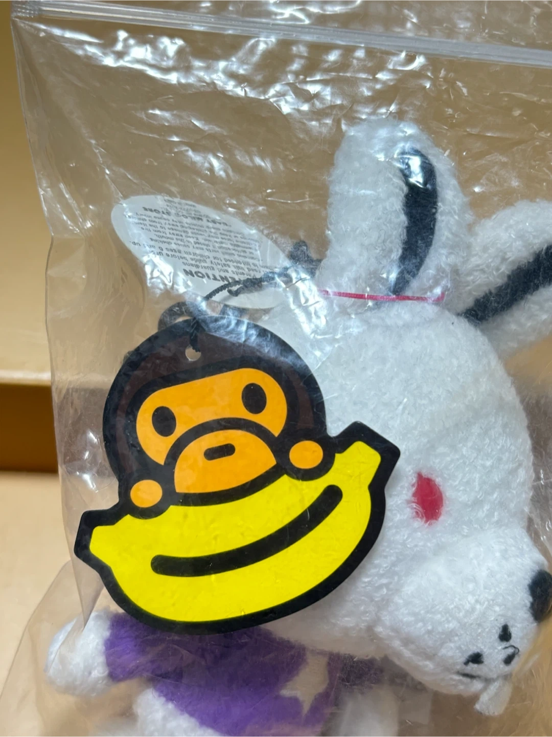 A BATHING APE BABY MILO ウサギ ぬいぐるみマスコットの写真2枚目
