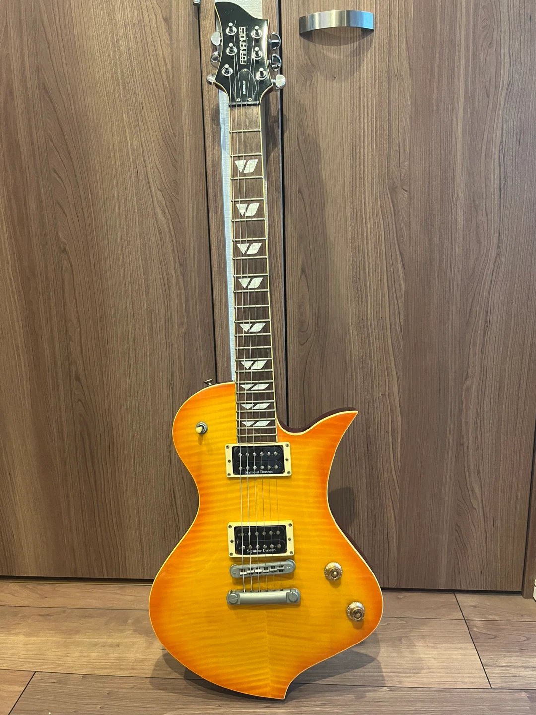フェルナンデス FERNANDES RAVELLE DELUXE エレキギター　おまけ付き