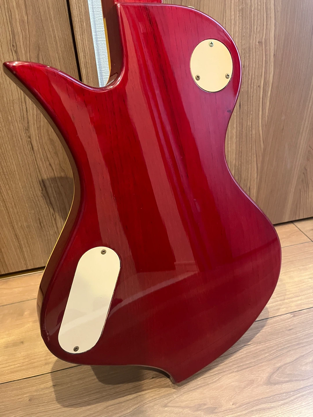 フェルナンデス FERNANDES RAVELLE DELUXE エレキギター　おまけ付きの写真4枚目