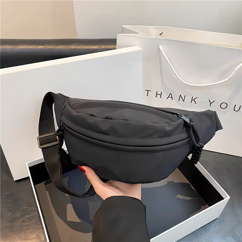 新品軽量 ボディバッグ ウエストポーチの写真2枚目