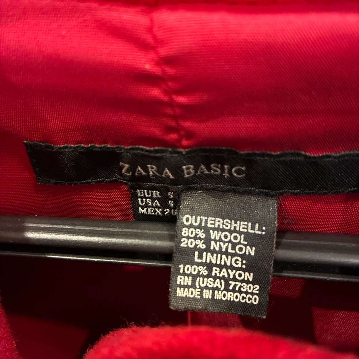 ZARA 赤いコート　XSの写真2枚目