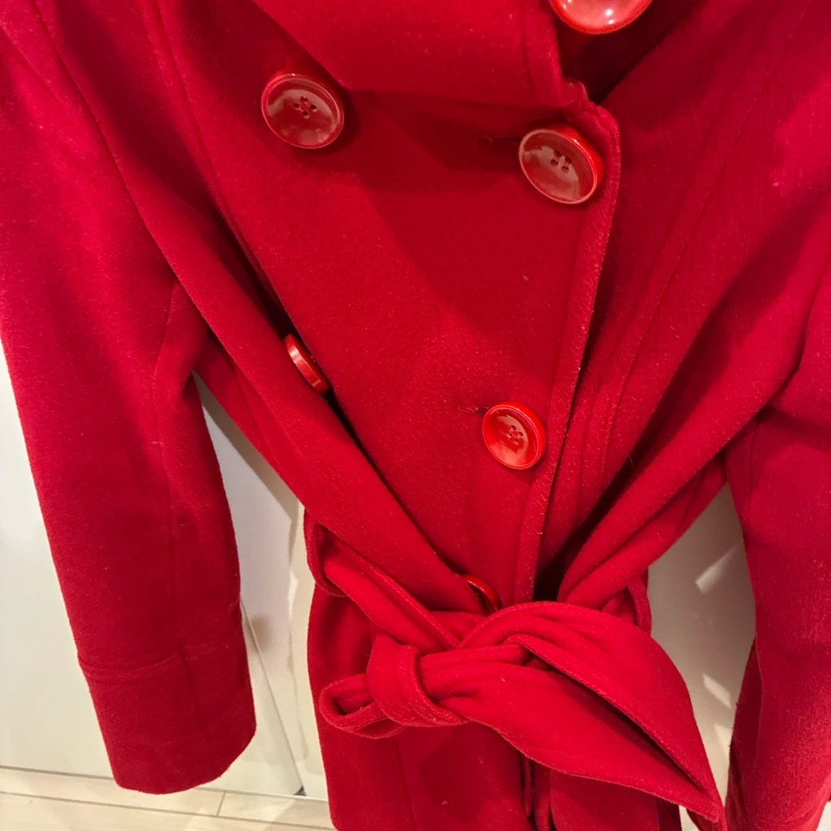 ZARA 赤いコート XSの写真3枚目