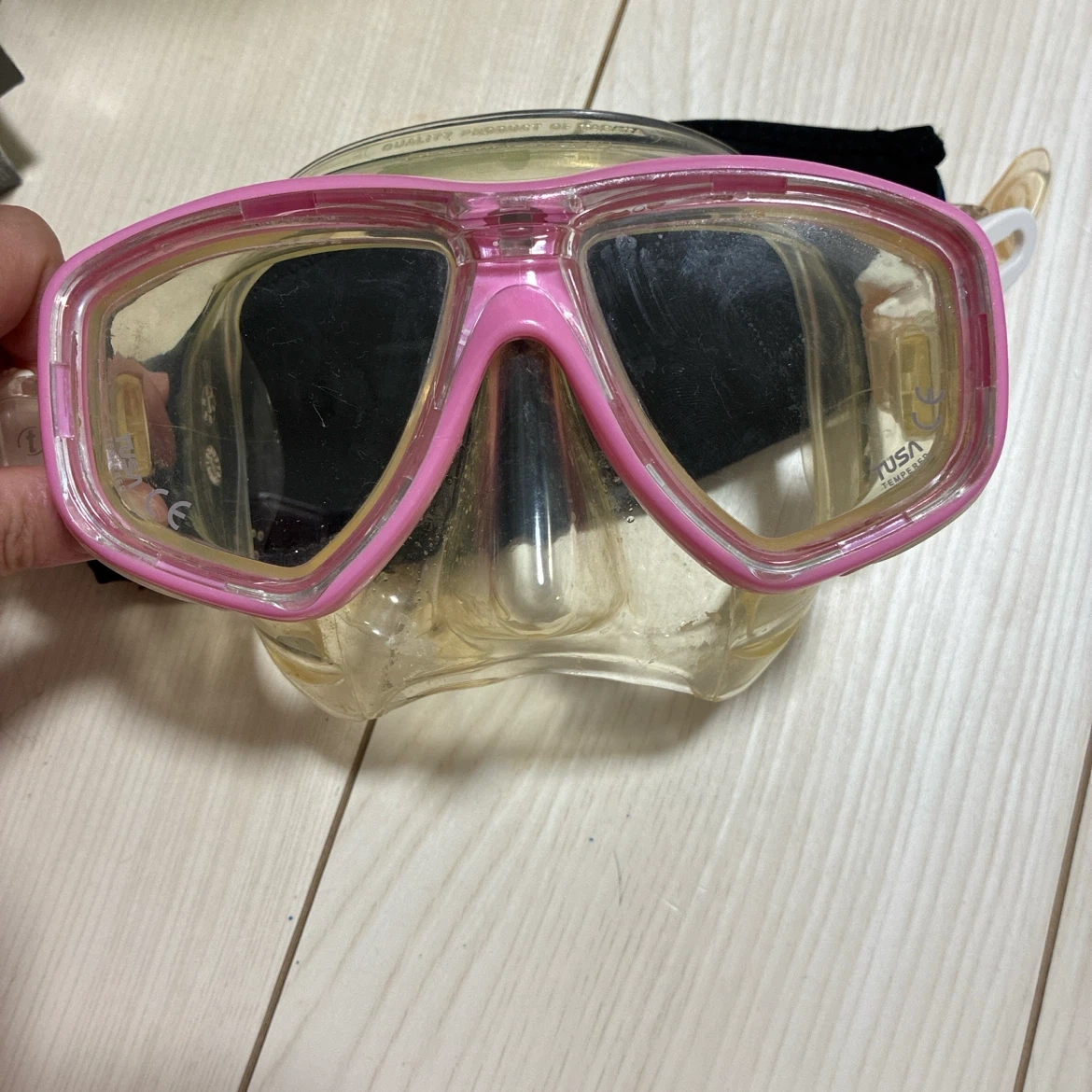TUSA ダイビングマスク ピンク マスクストラップ付き