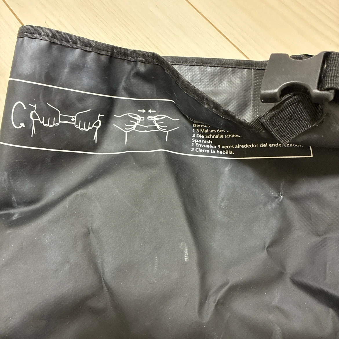 ドライチューブ 20L 防水バッグ 黒の写真2枚目
