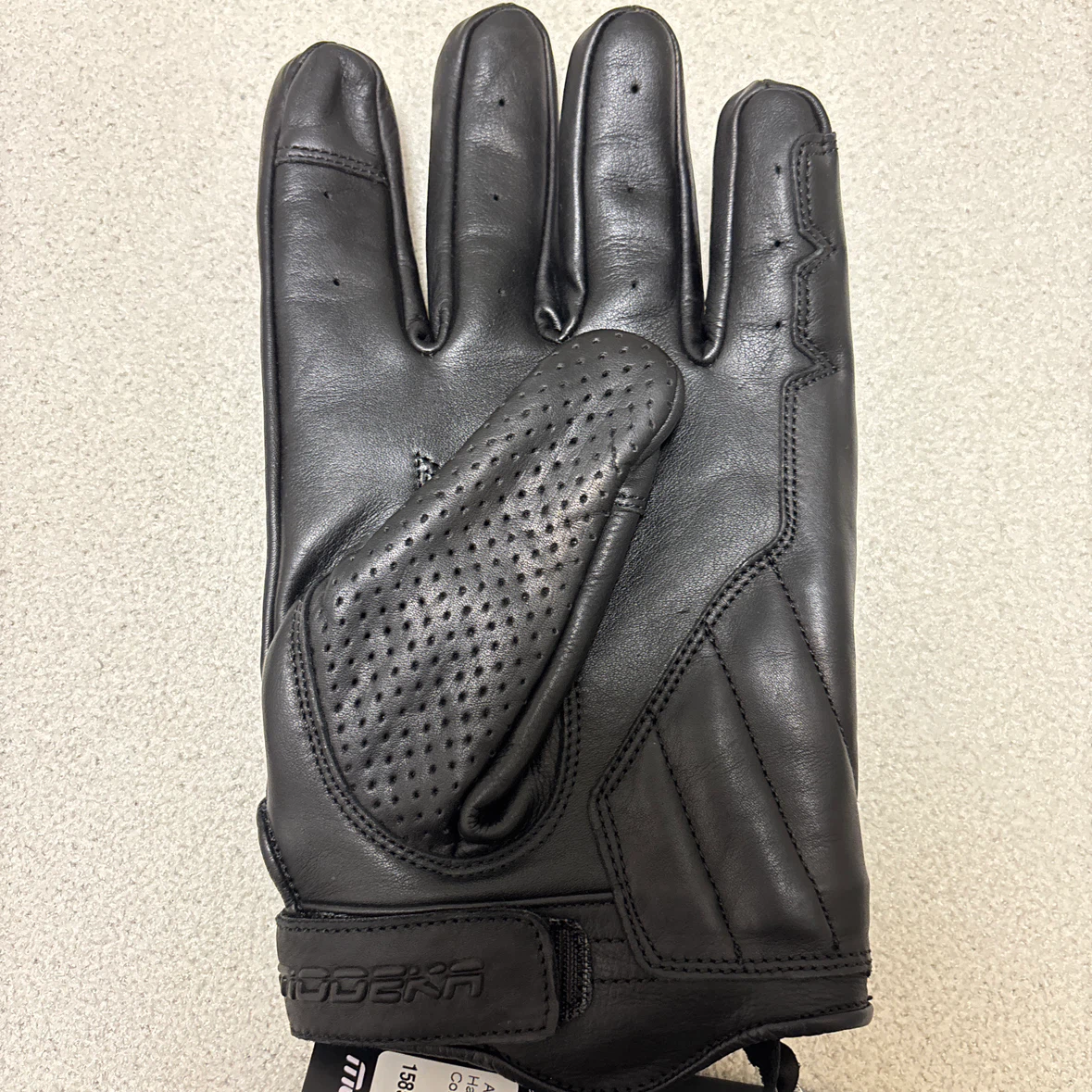 新品！モデカ バイク用レザーグローブ ブラックの写真2枚目