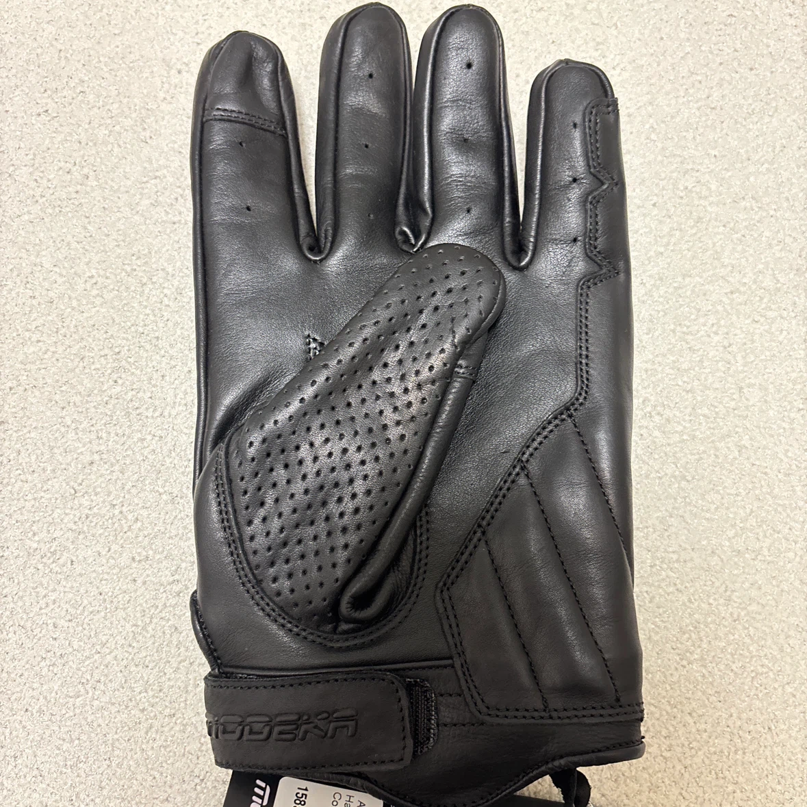 新品!モデカ バイク用レザーグローブ ブラックの写真2枚目