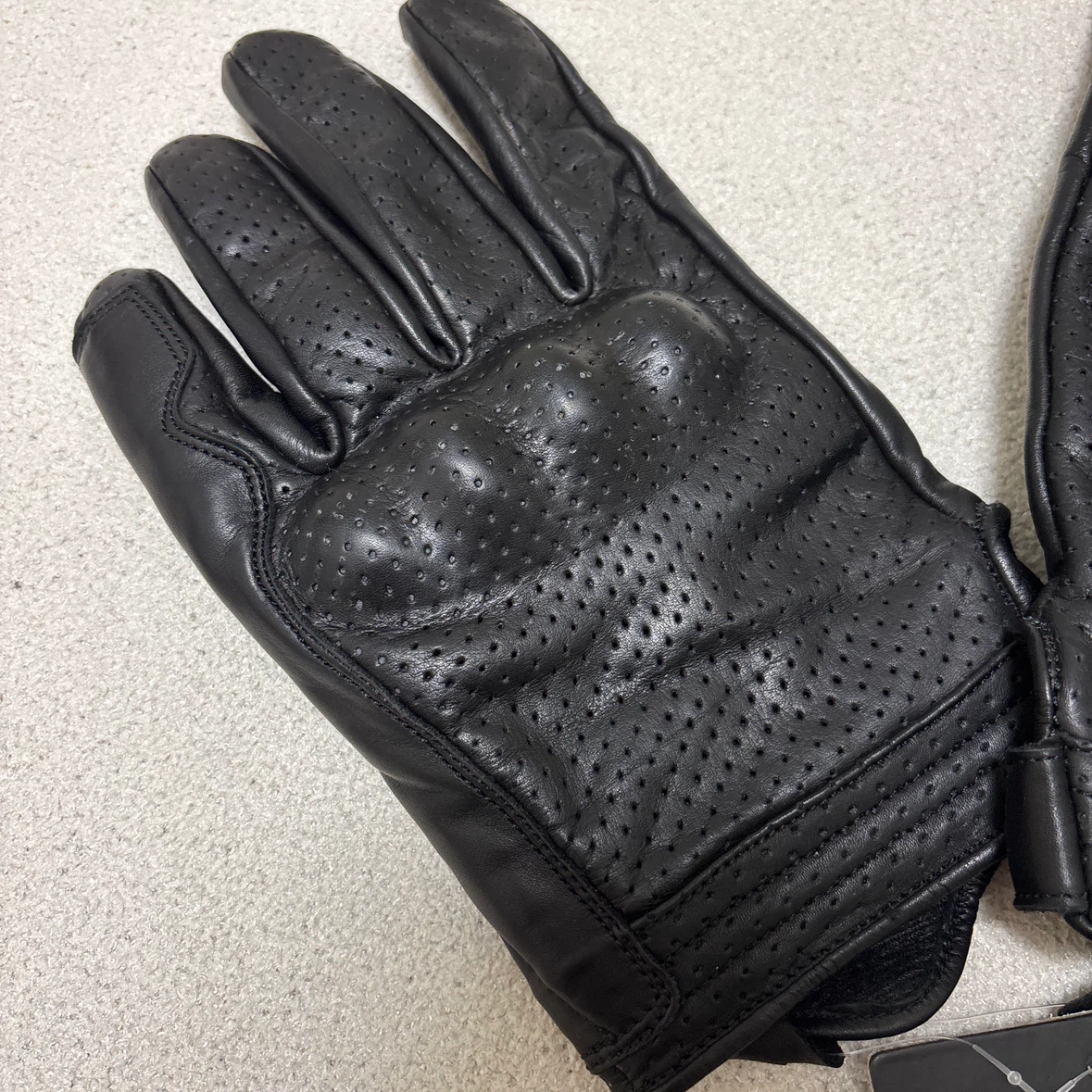 新品！モデカ バイク用レザーグローブ ブラックの写真3枚目