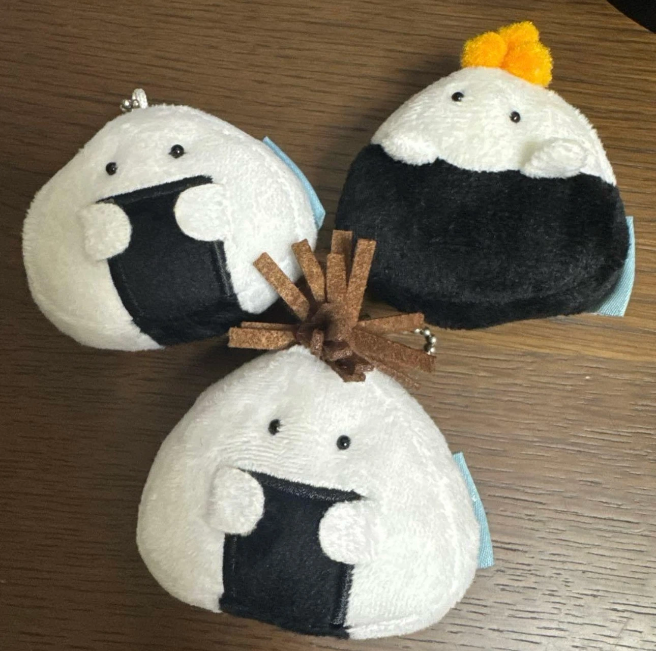 ぎゅっとおにぎりさん 3個セット 塩、いくら、昆布