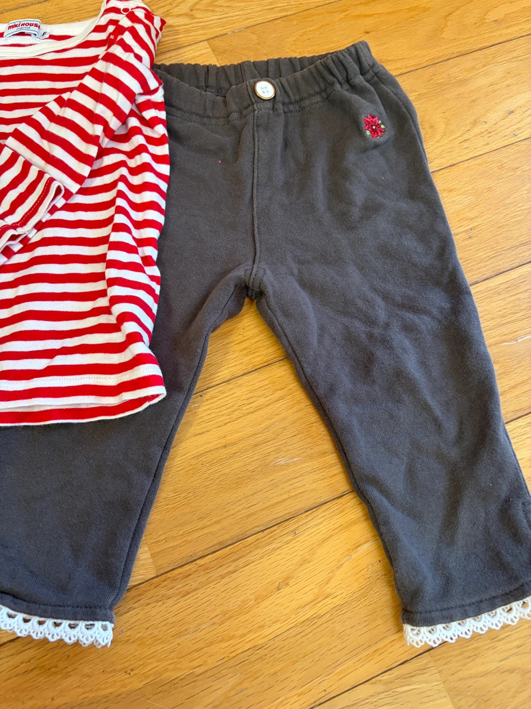 ミキハウス のトップス とパンツ セットの写真3枚目